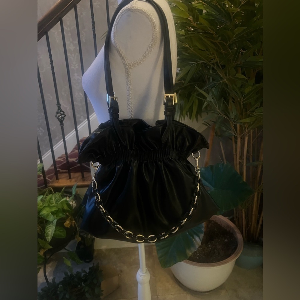 Ladies dress black bag. No brand brand new. Never used. NWOT. Black and gold. - Picture 2 of 15